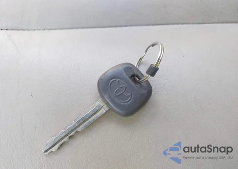 2001 Toyota Avalon Xls z USA, uszkodzony, nr VIN 4T1BF28B51U158235